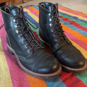 Redwing women’s iron ranger black size 37